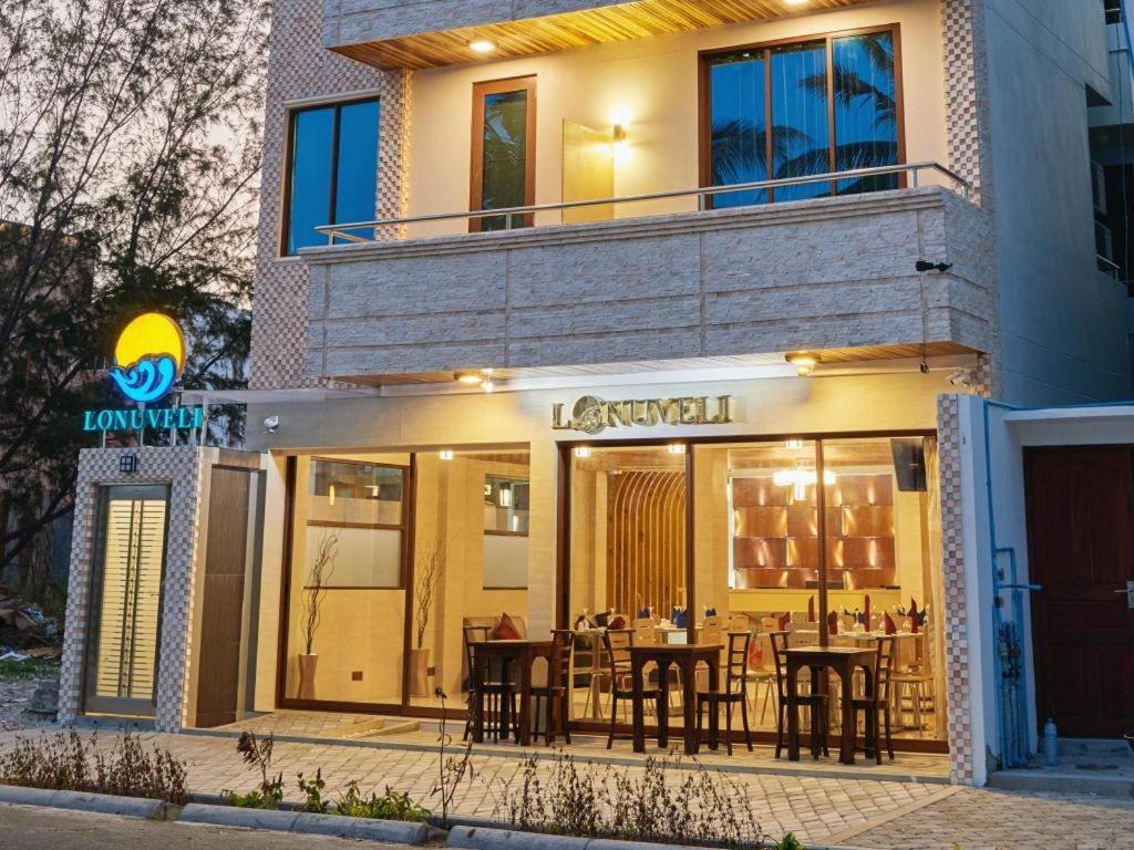 Отель Lonuveli Хулхумале Экстерьер фото