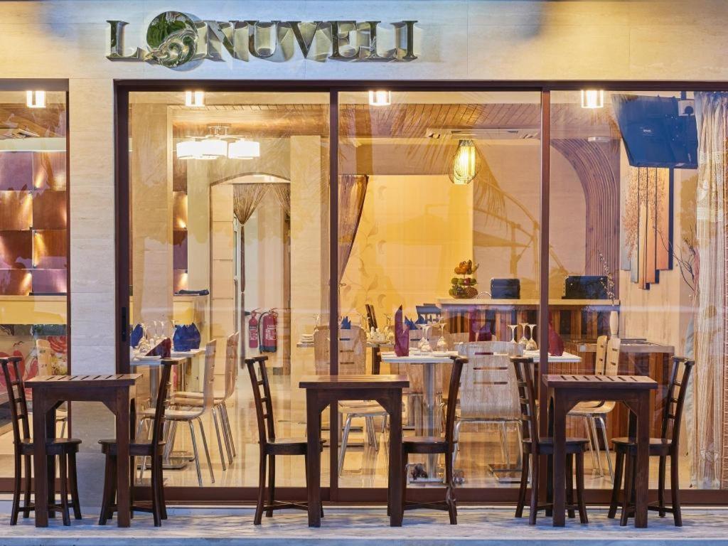 Отель Lonuveli Хулхумале Экстерьер фото